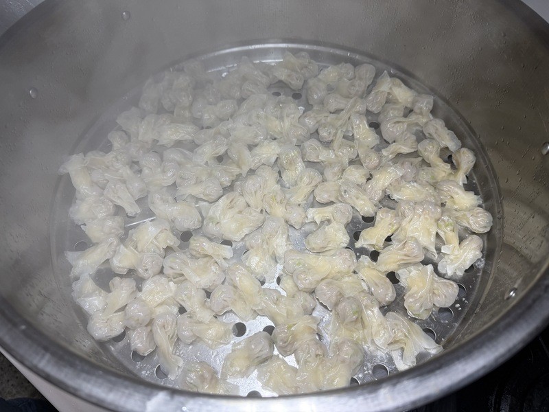 山海交織的掌心溫度：揭開馬祖手工魚餃「薄如蟬翼」的美味祕密